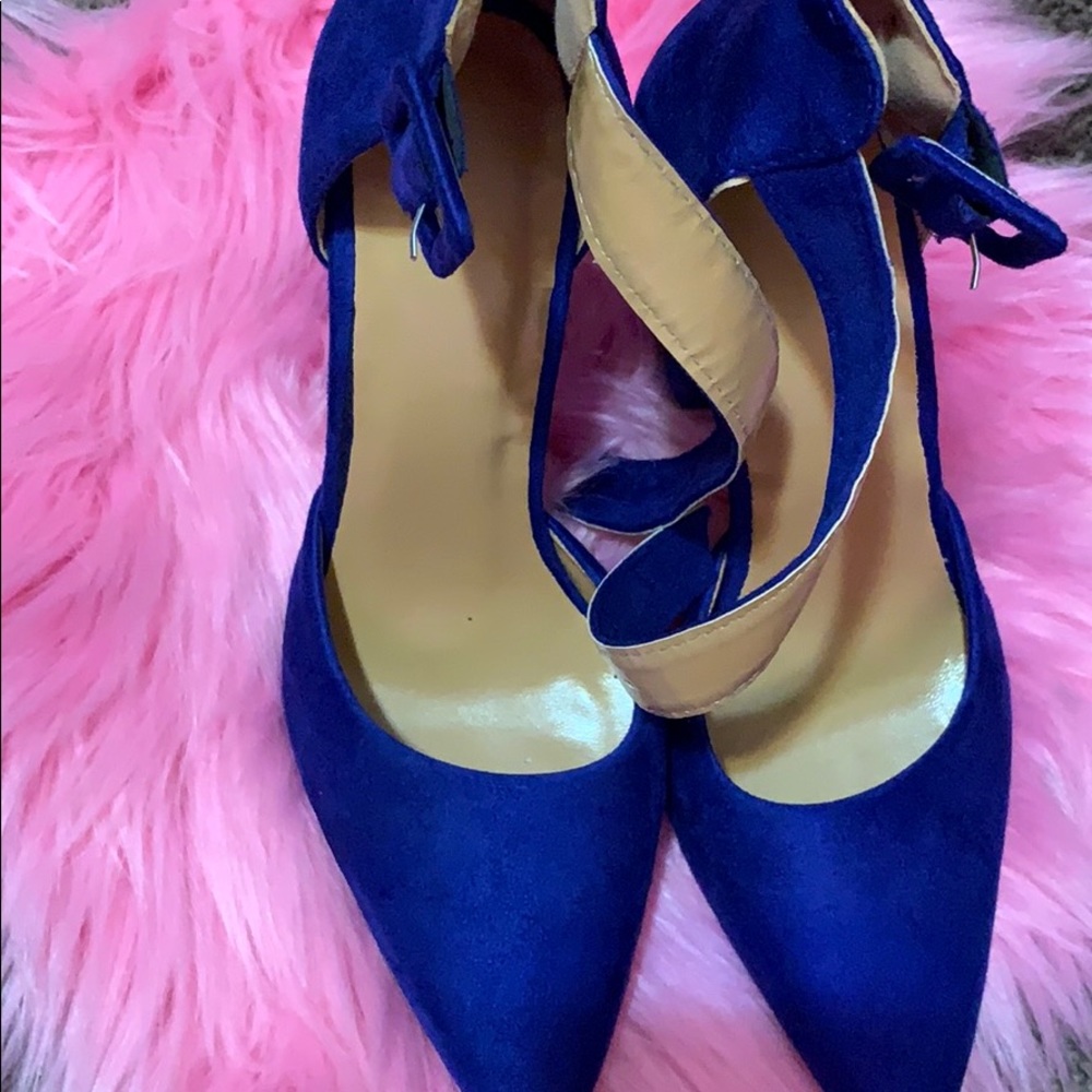 Blue luxury heel
